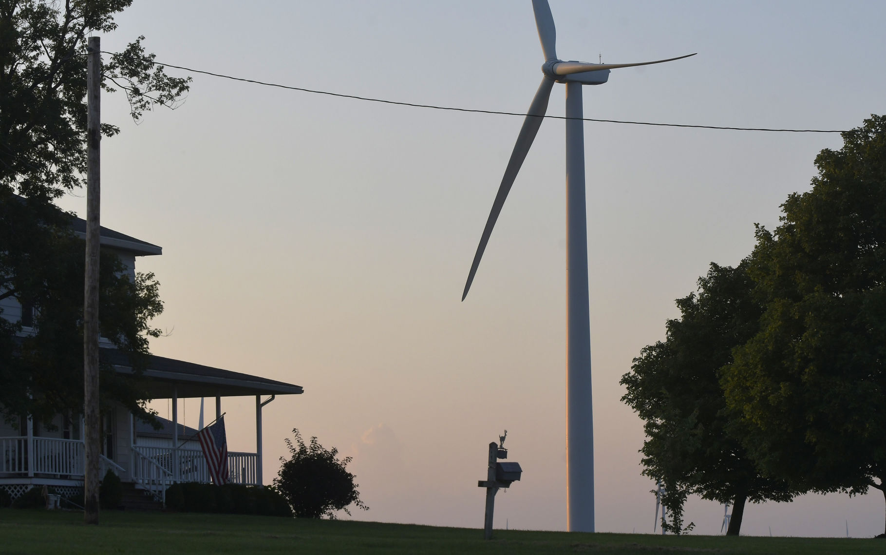 090521-blm-loc-2windfarm